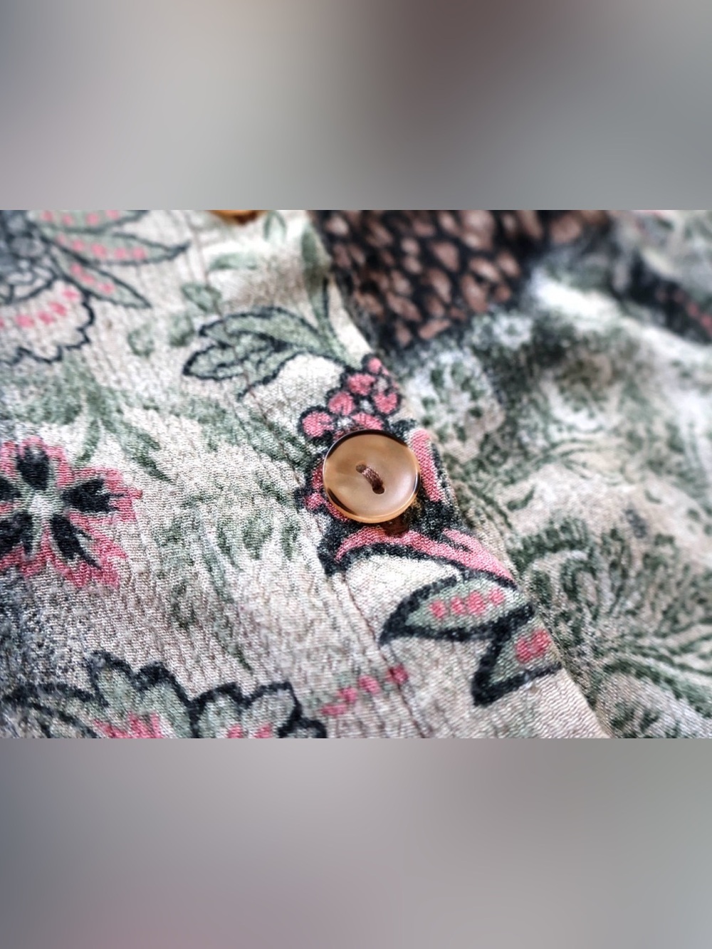 Vintage White Stag Womens M Earthy Floral Pinecone Paisley Shirt Boho 100% Rayon - Picture 5 of 15